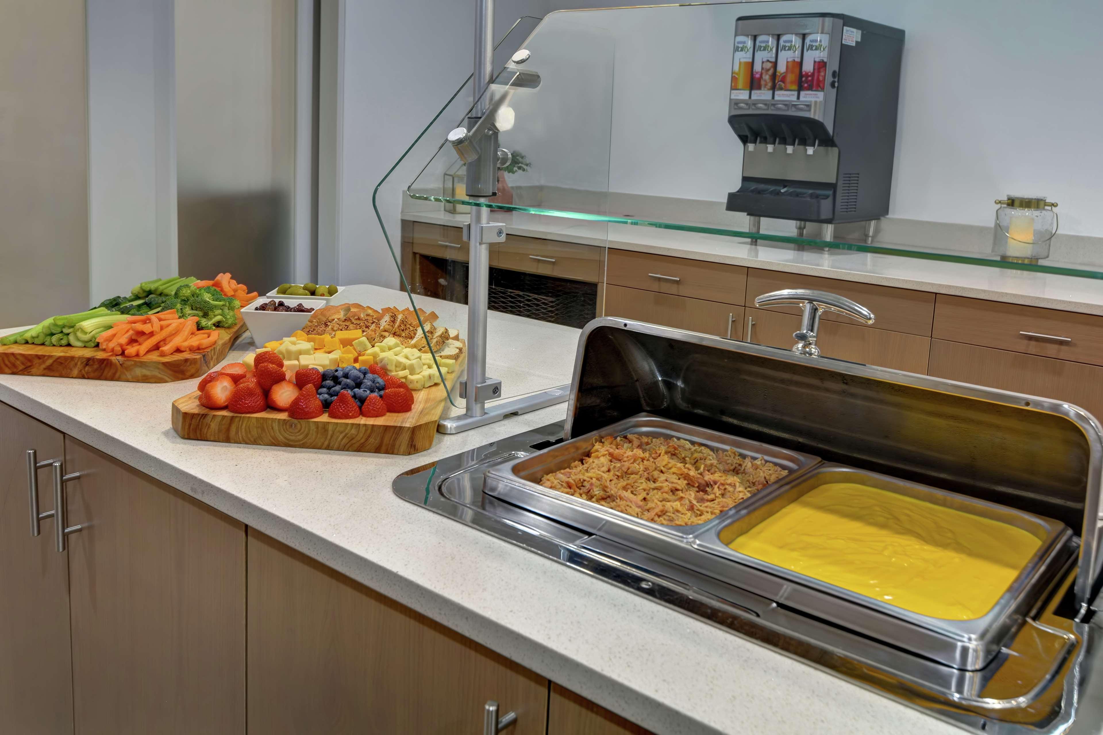 Hampton Inn Chula Vista Eastlake Экстерьер фото