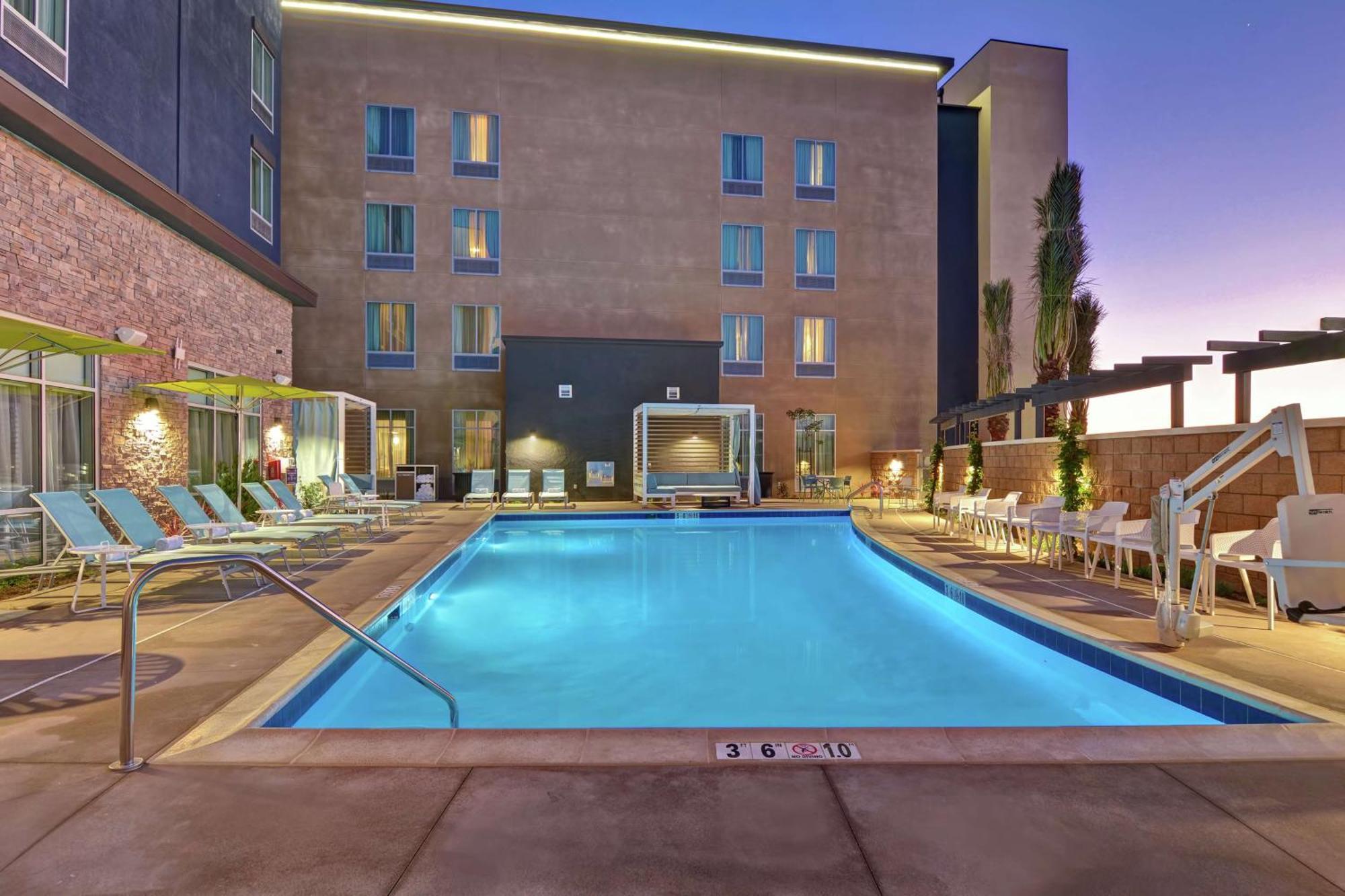 Hampton Inn Chula Vista Eastlake Экстерьер фото